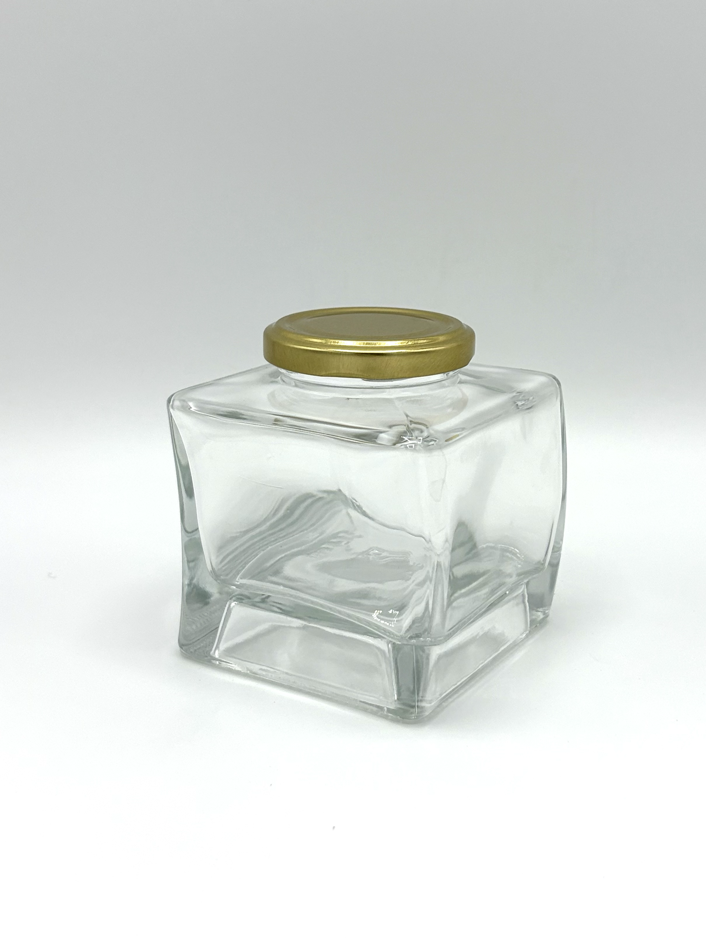 emp_212_to52_or__1899356609