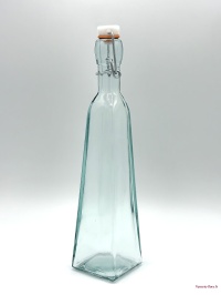 bout_pyramide_05611_1547187093